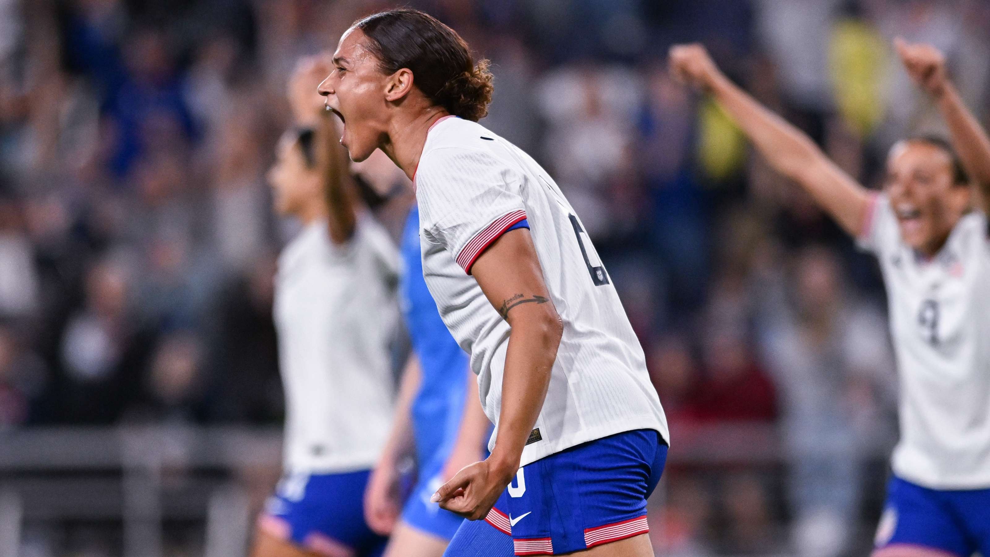 他便显露出 他便显露出